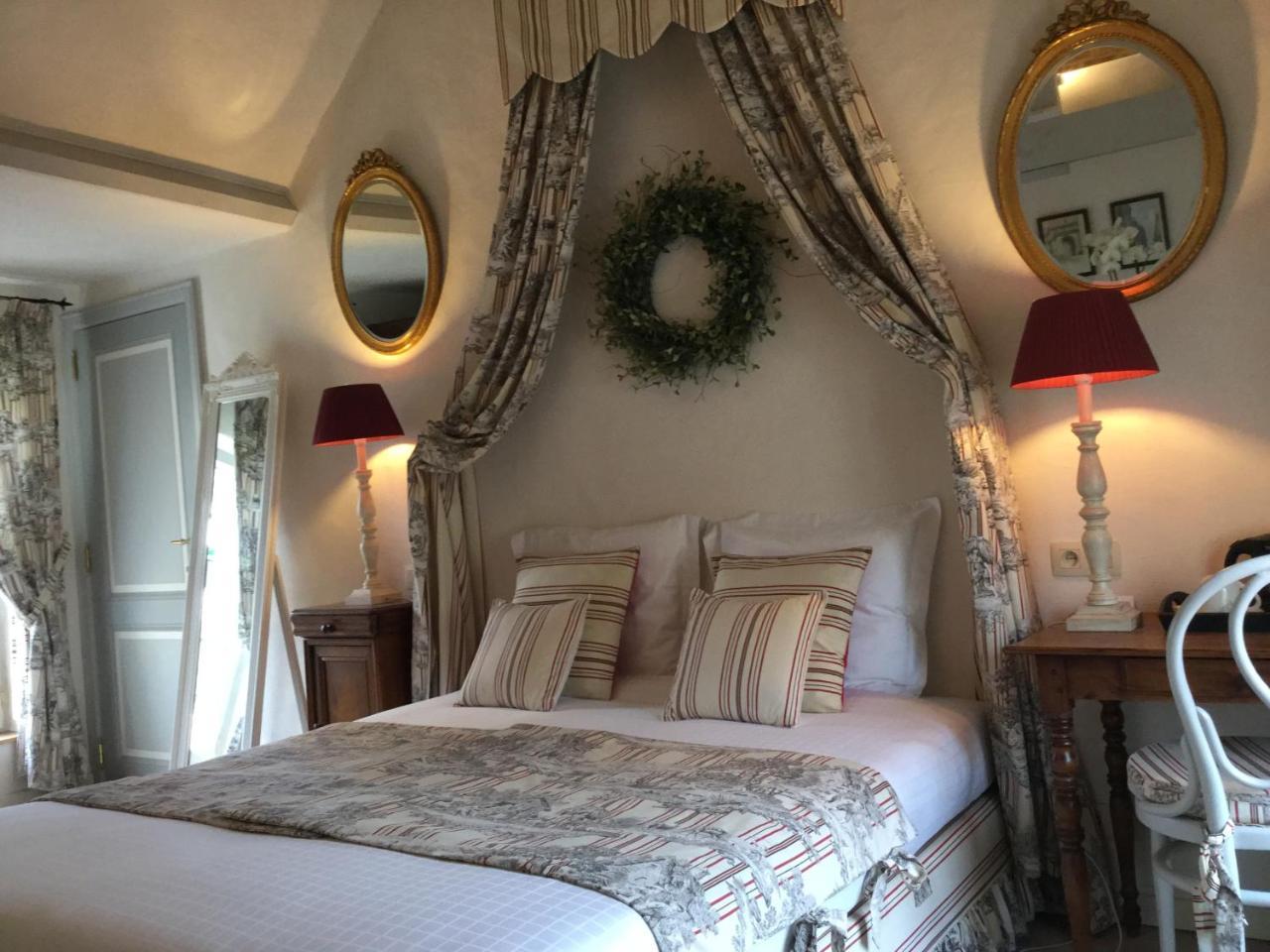 B&B Auberge De Klasse フールネ エクステリア 写真